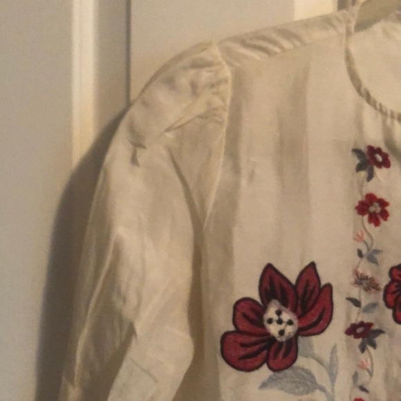Zara Embroidered Blouse - Picture 4 of 6